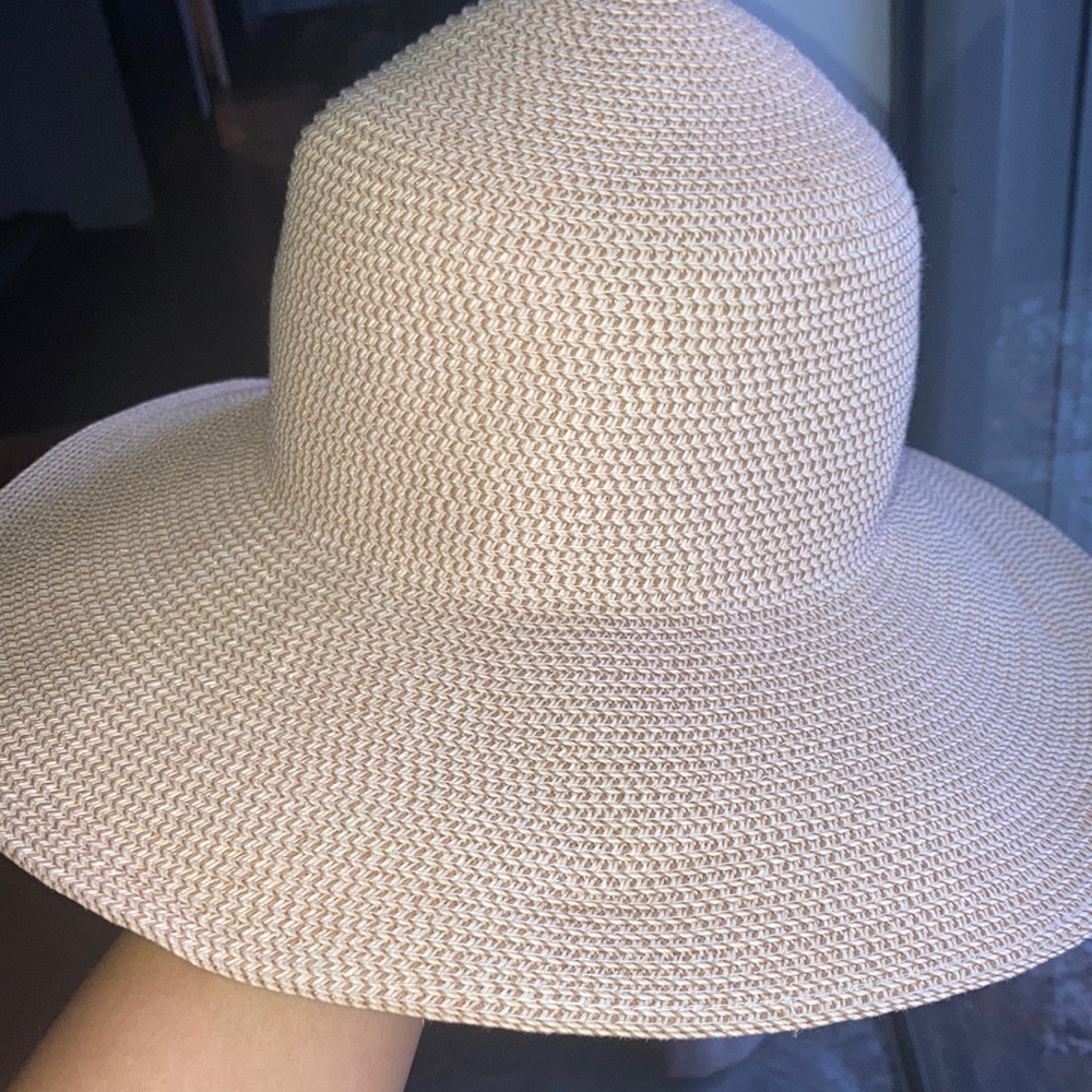 Blush toned Floppy beach hat